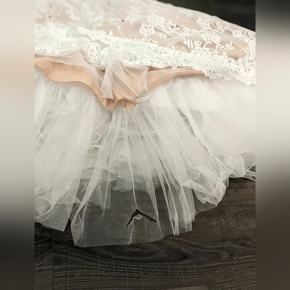 $1200 Sherri Hill 21010 Ivory Nude Gala Pageant Wedding Gown Dress
